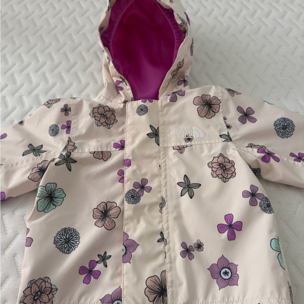 The North Face Kids Floral Raincoat - Cream and Purple
